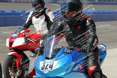 media/Aug-27-2022-Fastrack Riders (Sat) [[c588535105]]/Level 2/Grid/